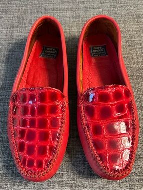 Andre Assous Red Croc-Embossed  Leather Slip-On Loafers/Driving Shoes size 8 1/2